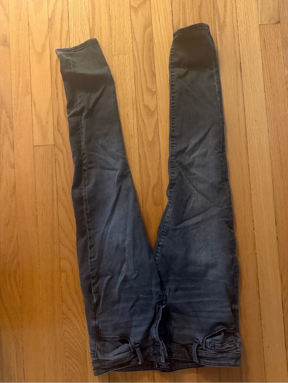 Abercrombie & Fitch Harper Super Skinny Jeans | Dark Gray Wash | Size 28 / 6S
